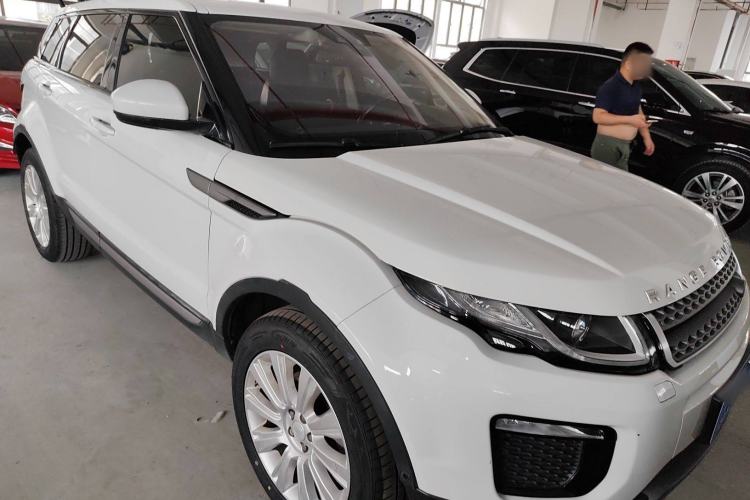 Used Land Rover Range Rover Evoque 2018 240 PS SE Smart Brilliance Edition
