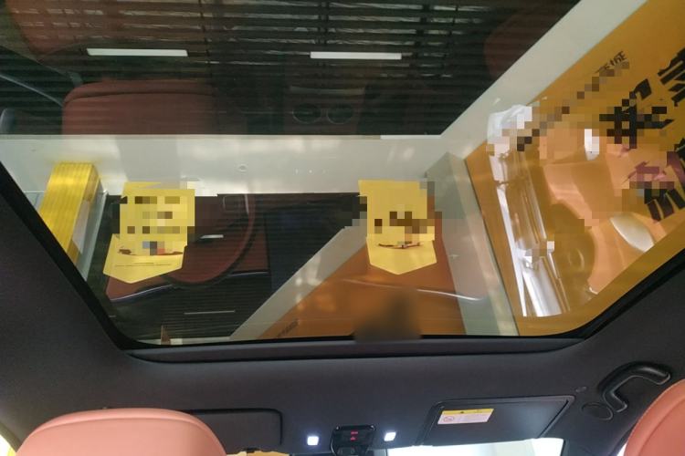 Used  E07 2025 All-Electric 4x4 90kWh Ultra High-Performance Edition
