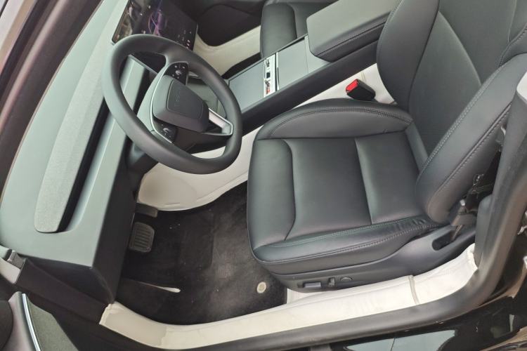 Used Tesla Model 3 2023 Rear-Wheel-Drive Version
