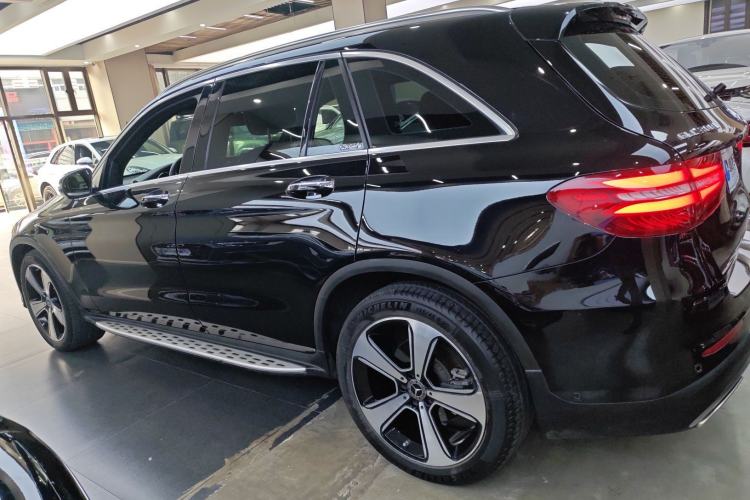 Used Mercedes-Benz GLC 2019 GLC 300 L 4MATIC Dynamic Model
