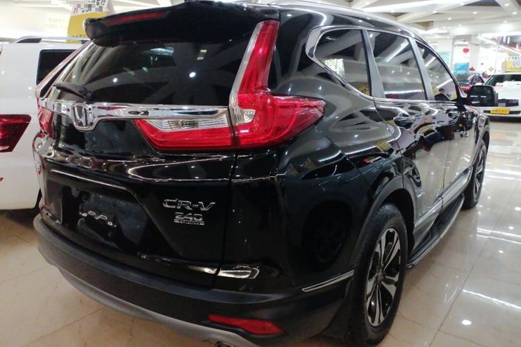 Used Honda CR-V 2017 240TURBO CVT Front-Wheel Drive Fashion Edition
