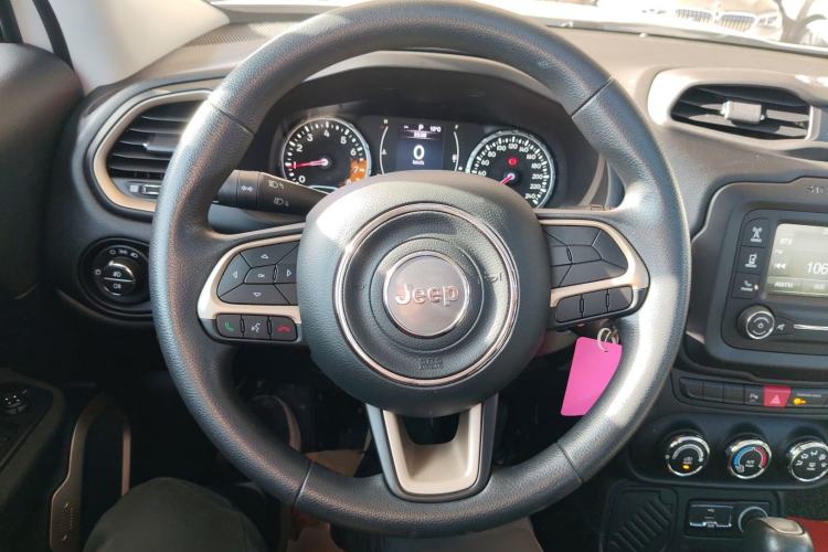 Used  Renegade 2017 180T Automatic High-Energy Version