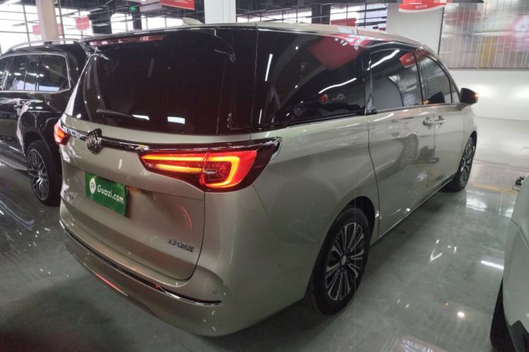 Used Buick GL8 2021 ES Landtrek 653T Luxury Model
