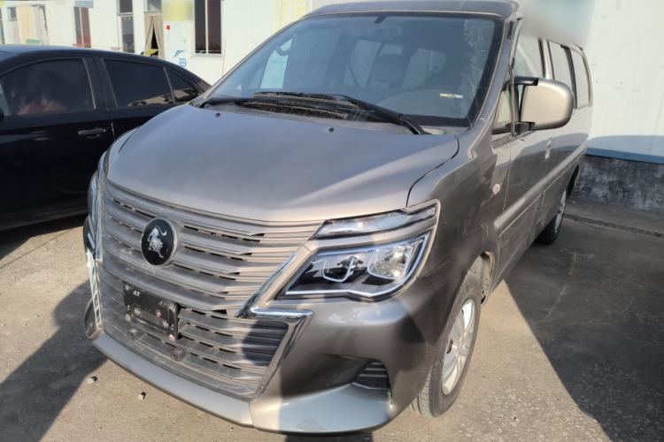 Used FORTHING Lingzhi 2024 M5L 1.5T Manual Base Model 7 Seats