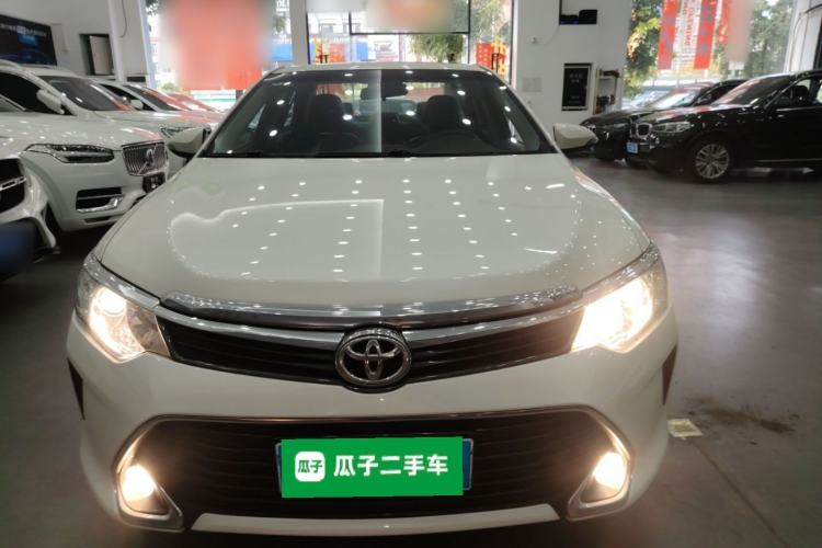 Used Toyota Camry 2016 2.0G 10th Anniversary Leading Edition
