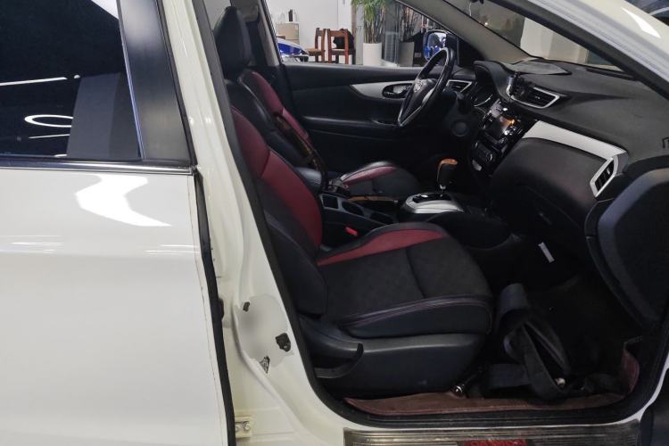 Used Nissan Qashqai 2016 2.0L CVT Luxury Edition
