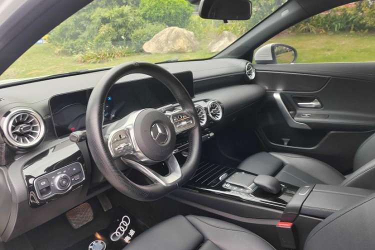 Used Mercedes-Benz A-Class 2022 Restyled A 200 L Sport Sedan Fashion Version
