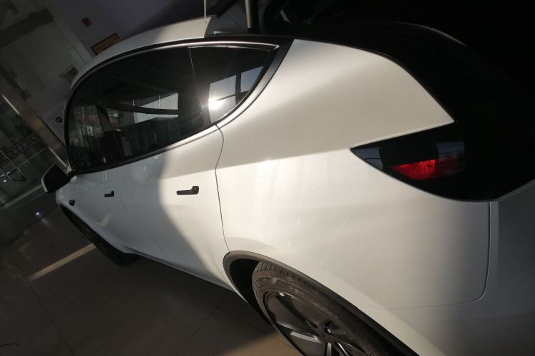 Used Tesla Model Y 2025 Updated Version Long-Range All-Wheel Drive
