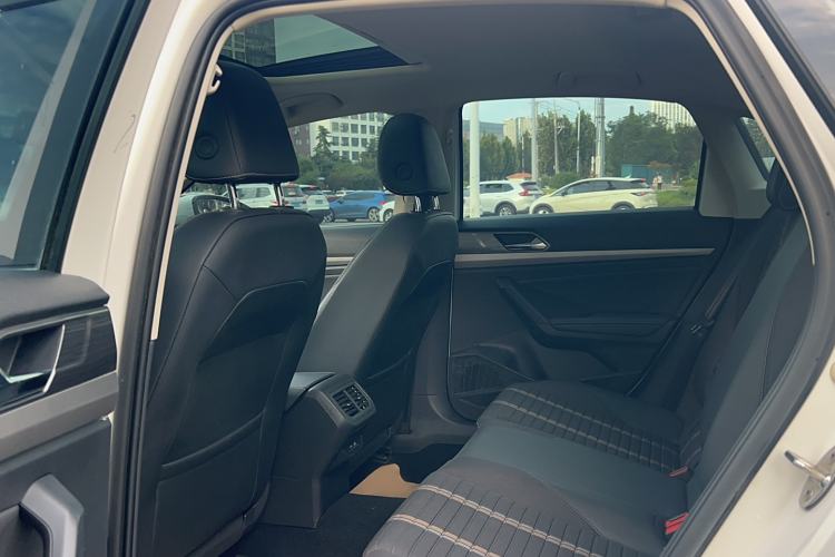 Used Volkswagen Lavida 2022 1.5L Automatic Vision Edition