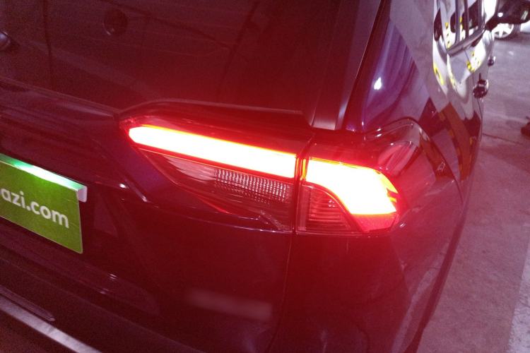 Used Toyota RAV4 2022 2.0L CVT Two-Wheel Drive Fashion Plus Edition
