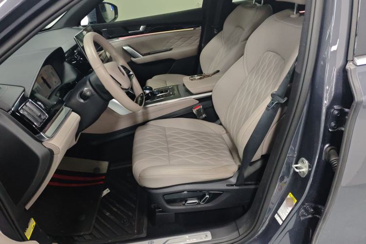 Used BYD Tang New Energy 2024 DM-i Glory Edition 112KM Prestige Model