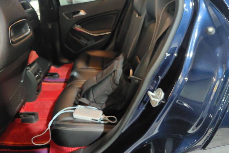 Used Mercedes-Benz GLA 2015 GLA 220 4MATIC Fashion Model