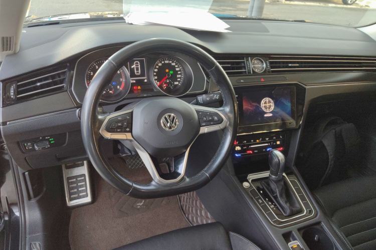 Used Volkswagen Magotan 2020 330TSI DSG Leading Model
