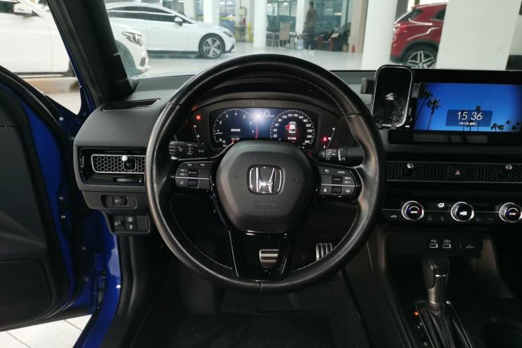 Used Honda Civic 2022 240TURBO CVT Dynamic Edition
