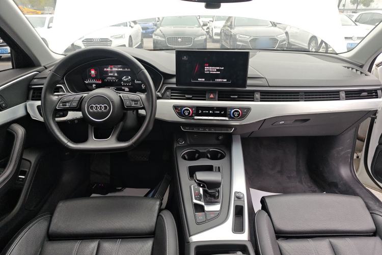 Used Audi A4L 2022 40 TFSI Luxury Dynamic Model