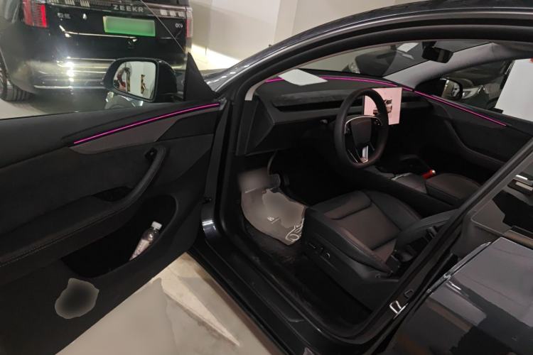 Used Tesla Model Y 2025 Long-Range All-Wheel Drive First Edition
