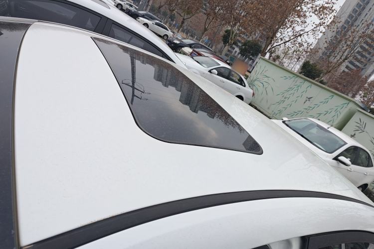 Used Roewe 360 2015 1.5L Automatic Luxury Edition
