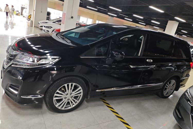 Used Honda Elysion 2016 2.4L Classic Edition
