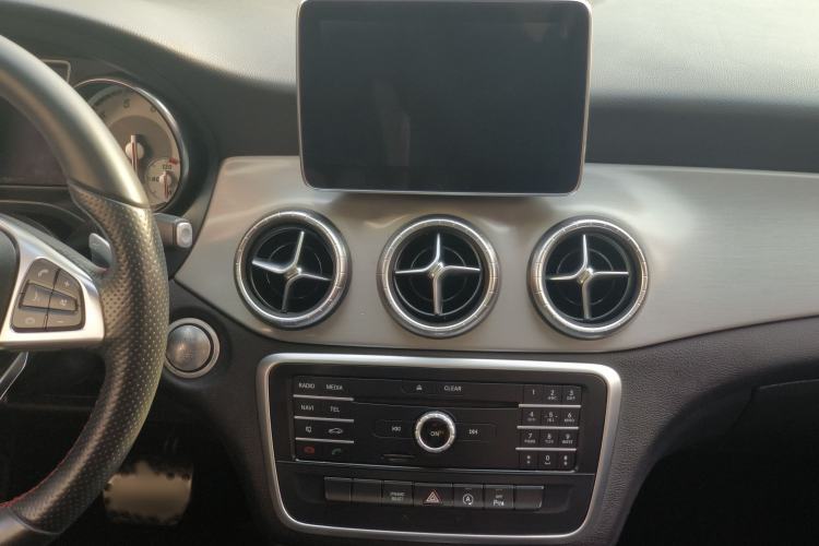 Used Mercedes-Benz CLA 2015 CLA 220 4MATIC
