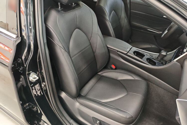 Used Toyota Avalon 2023 2.0L Luxury Edition