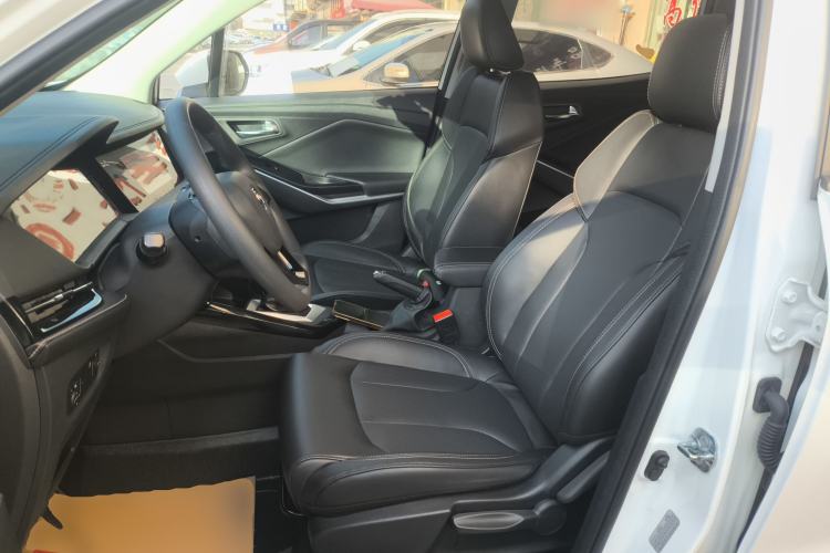 Used Changan CS15 2021 1.5L Automatic Entry-Level Trim
