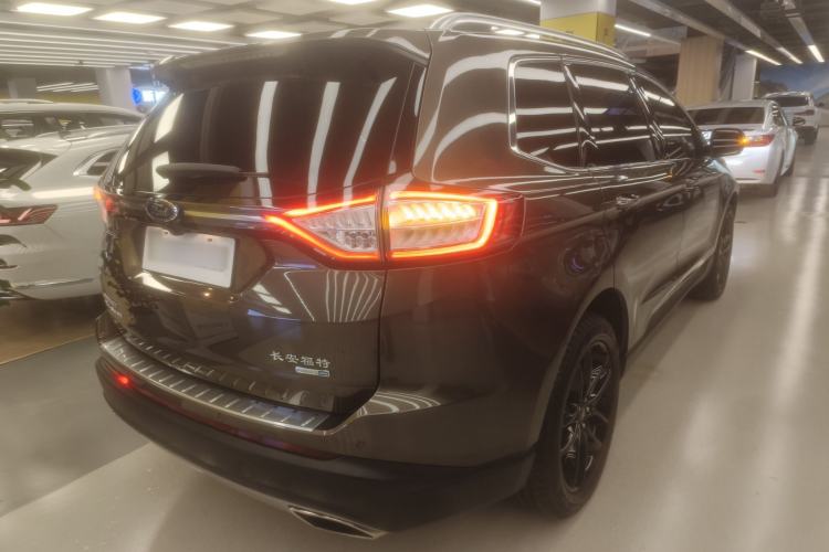 Used Ford Edge 2016 EcoBoost 245 Four-Wheel Drive Titanium 7-Seater
