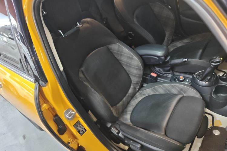 Used  MINI 2015 1.5T COOPER Fun Five-Door Edition