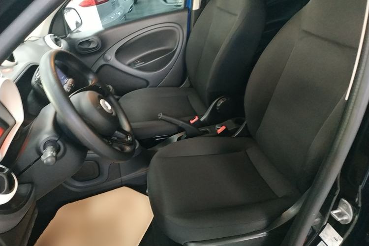 Used smart forfour 2016 1.0L 52 kW Dynamic Edition