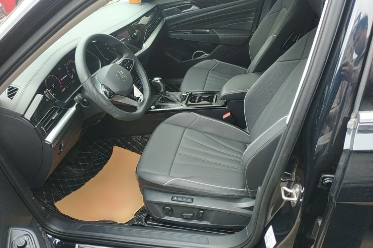 Used Volkswagen Passat 2024 380TSI Dragon Edition
