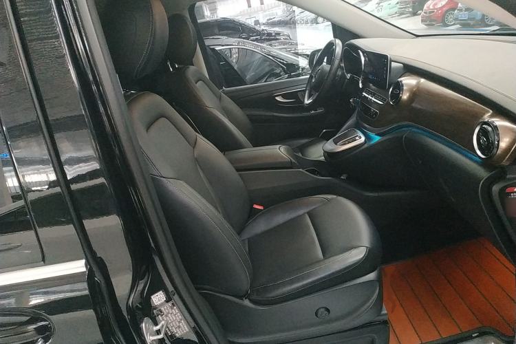 Used Mercedes-Benz V-Class 2021 V 260 L Long-wheelbase Luxury Edition