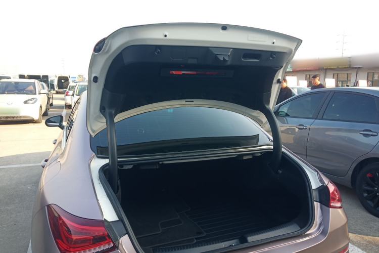 Used Mercedes-Benz CLA 2022-Year Updated CLA 200
