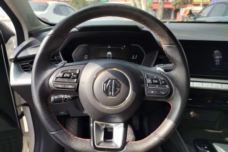 Used MG 5 2021 Revised 300TGI DCT Qingshè Luxurious Enjoyment Edition
