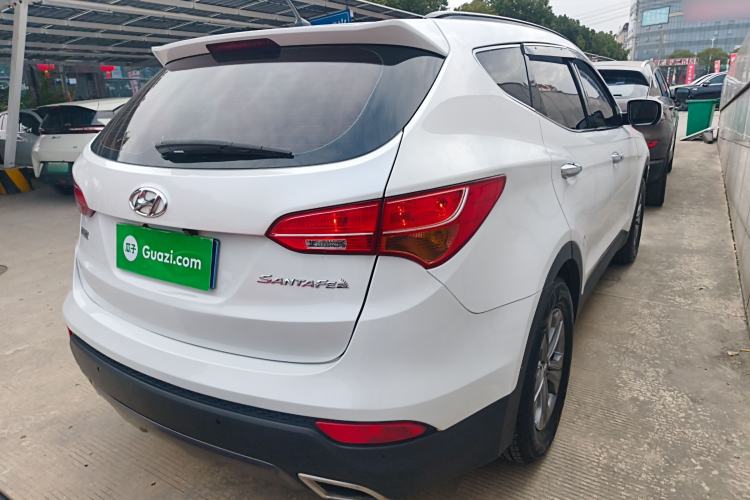 Used Hyundai Santa Fe 2013 2.4L Automatic Two-Wheel Drive Smart Version
