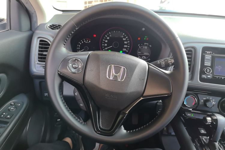 Used Honda Vezel 2015 1.8L CVT 2WD Elite Model