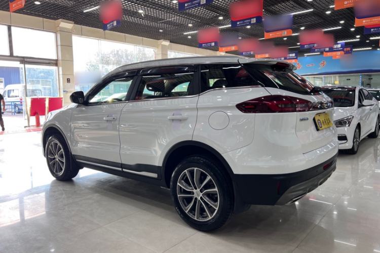 Used Geely Auto Emgrand X7 Sport 2018 1.8TD Automatic Two-Wheel Drive Smart Connect 4G Internet Edition