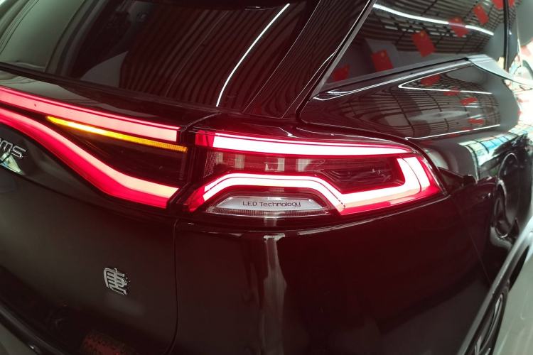 Used BYD Tang New Energy 2022 EV 635 km All-Wheel-Drive Flagship Model
