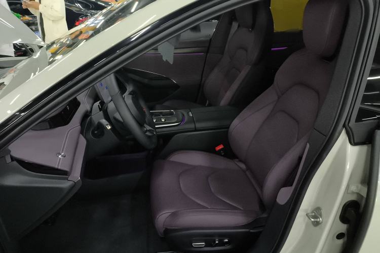 Used  SU7 2024 Rear-Drive Long-Range Intelligent Driving Version
