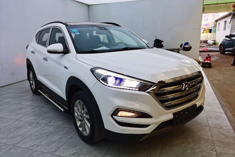 Used Hyundai Tucson 2015 1.6T Dual-Clutch Two-Wheel-Drive Smart Model

