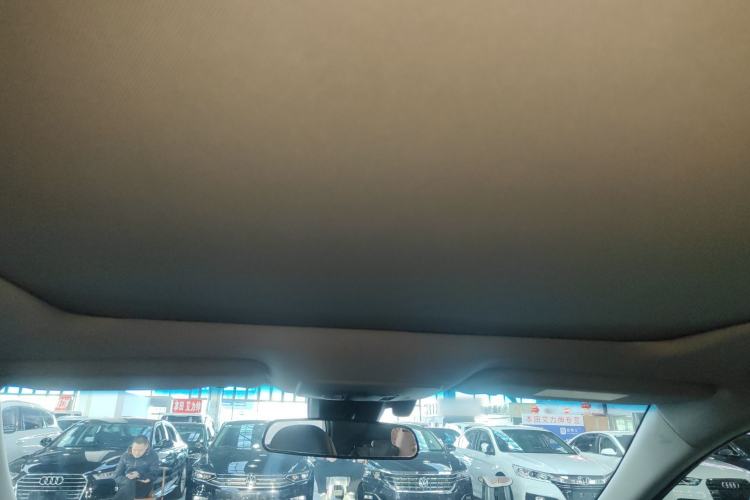 Used Toyota Camry 2019 Revised Version Dual-Engine 2.5 HG Luxury Edition
