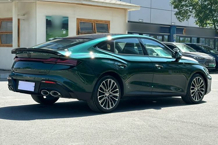 Used MG 7 2023 2.0T Automatic Hunter Luxury Edition
