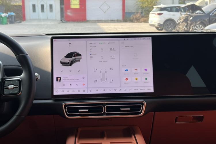 Used Li Auto L8 2023 Pro Model
