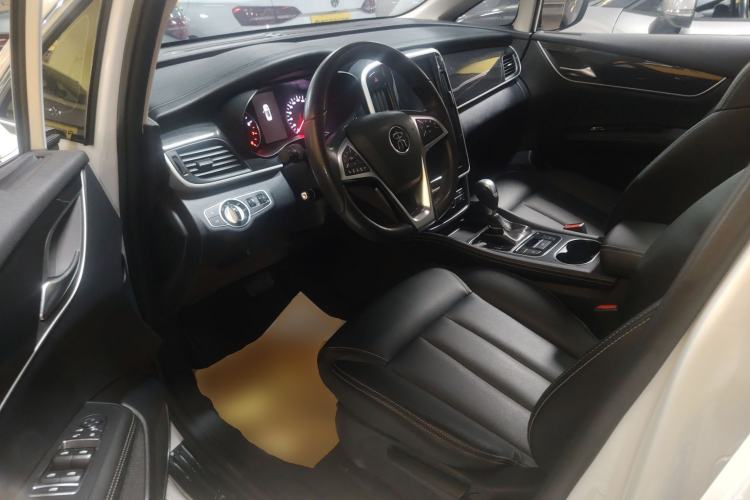 Used BYD Song MAX 2017 1.5T Automatic Smart Connect Elite 7-Seater
