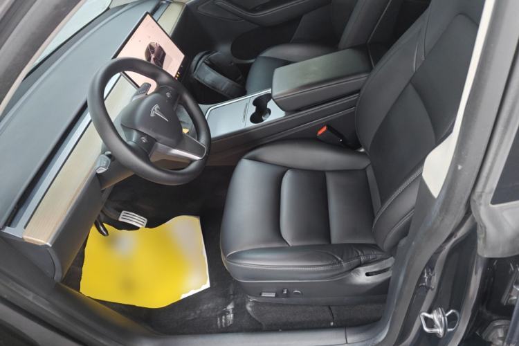 Used Tesla Model Y 2022 Performance High-Performance All-Wheel-Drive Version
