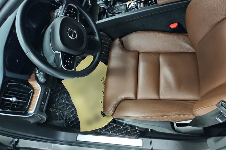 Used Volvo S60 2021 T4 Zhiyuan Luxury Edition