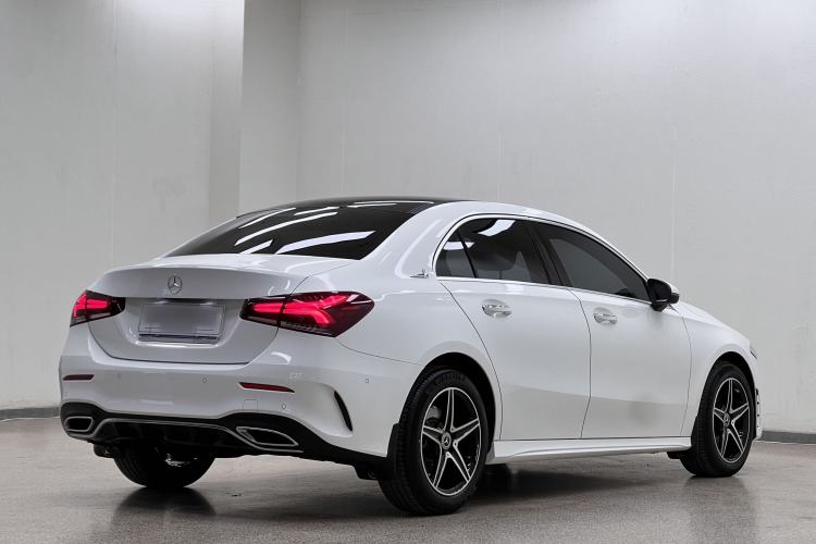 Used Mercedes-Benz A-Class 2022 Restyled A 200 L Sport Sedan Fashion Version
