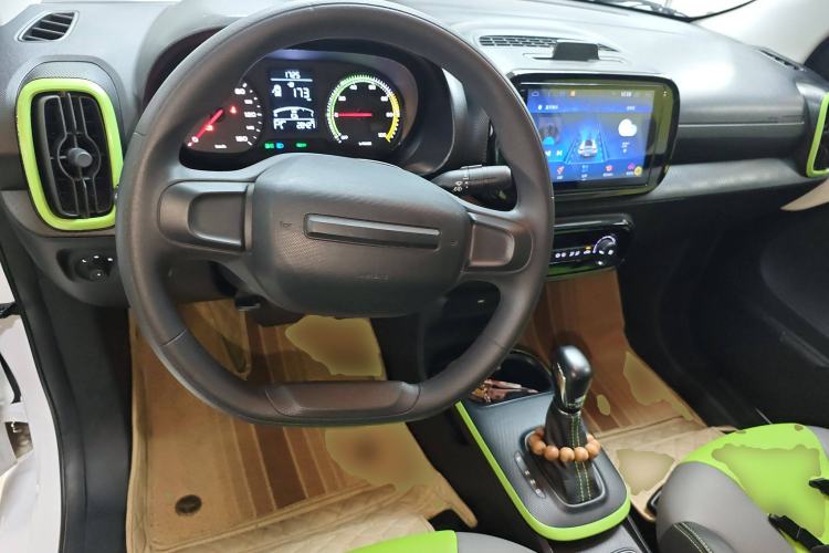 Used Roewe Clever 2021 302 km New Four-Seater Super-Efficient Version
