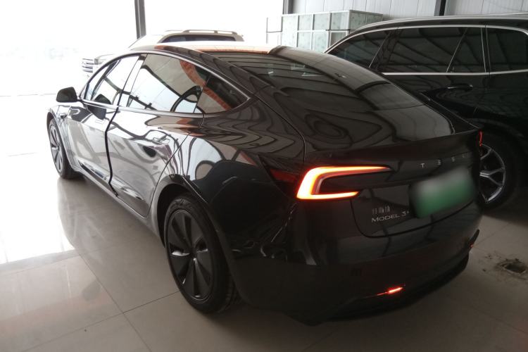 Used Tesla Model 3 2025 Rear-Wheel-Drive Version