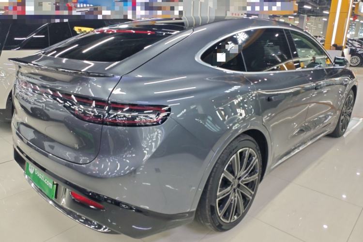 Used Hima Luxeed R7 2024 All-Electric 802 km Max
