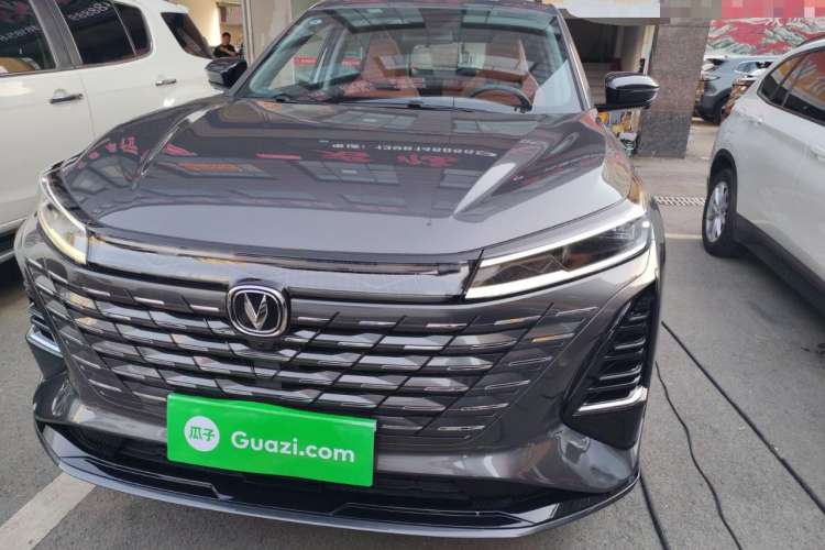 Used Changan CS75 PLUS 2024 3rd Generation Champion Edition 1.5T Intelligent Drive Dynamic Model
