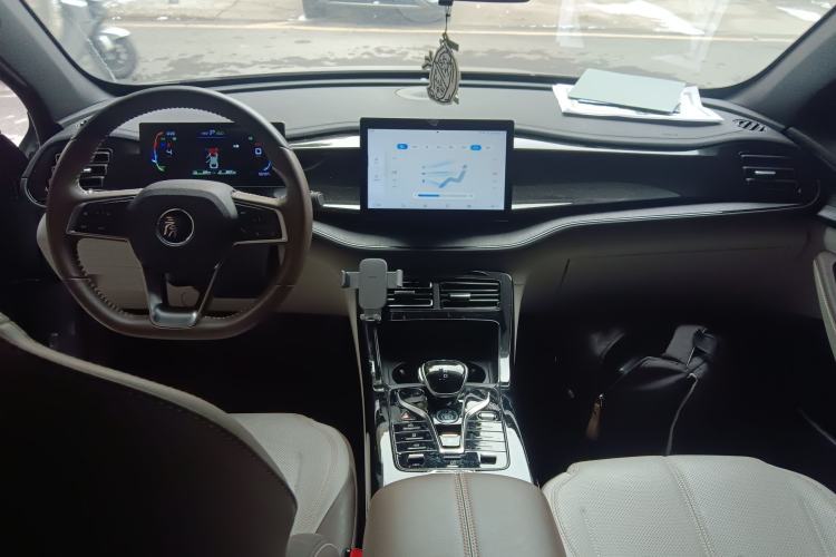 Used BYD Qin PLUS 2024 HONOR Edition DM-i 55KM Leading Model
